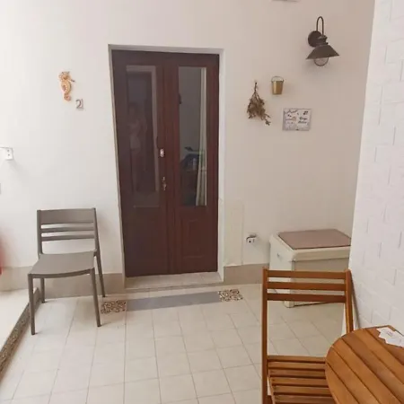 Borgo Antico * 切萨雷奥港